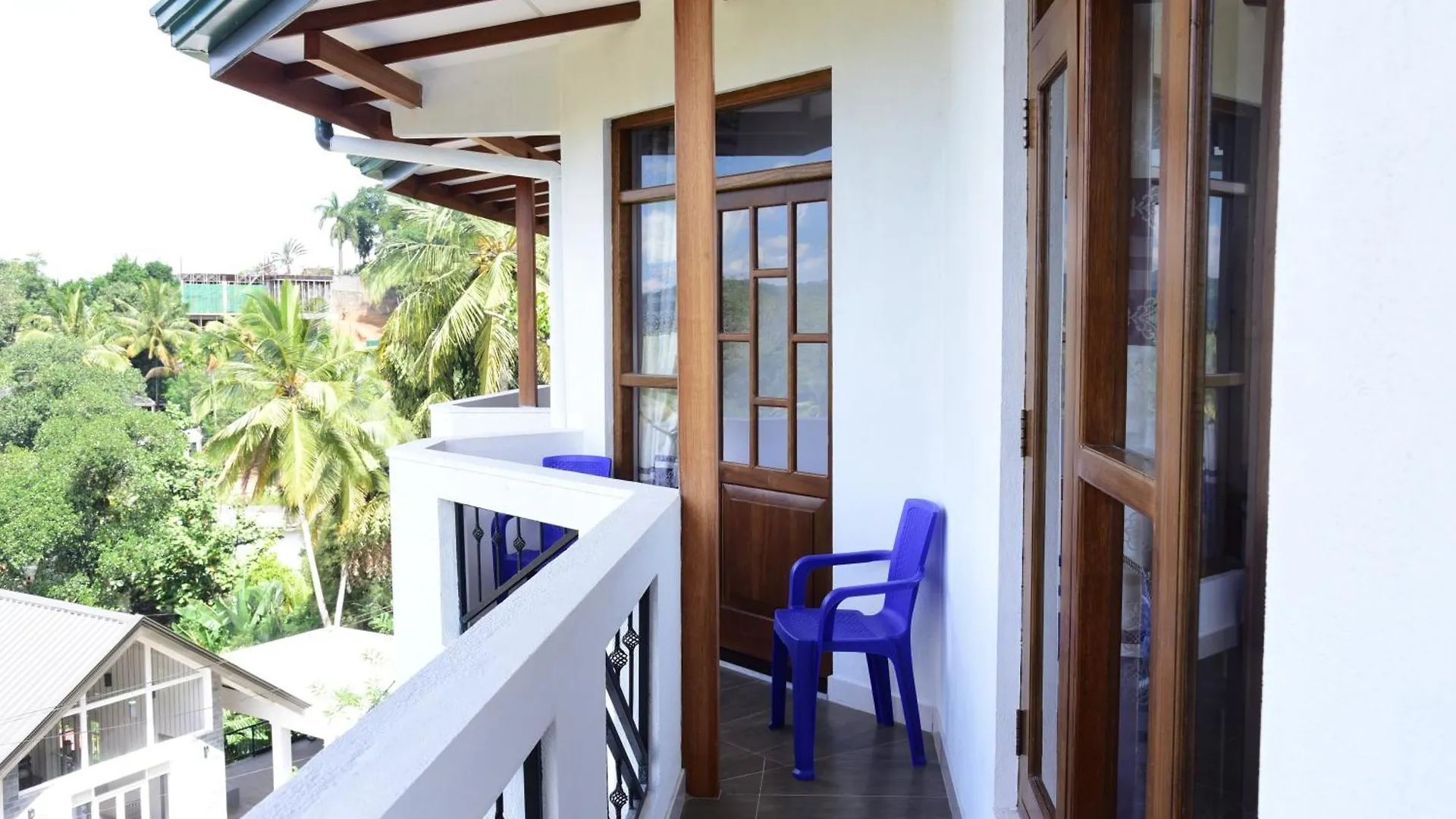 Saru Holiday Apartment - Upto 6 Guests Kandy Sri Lanka