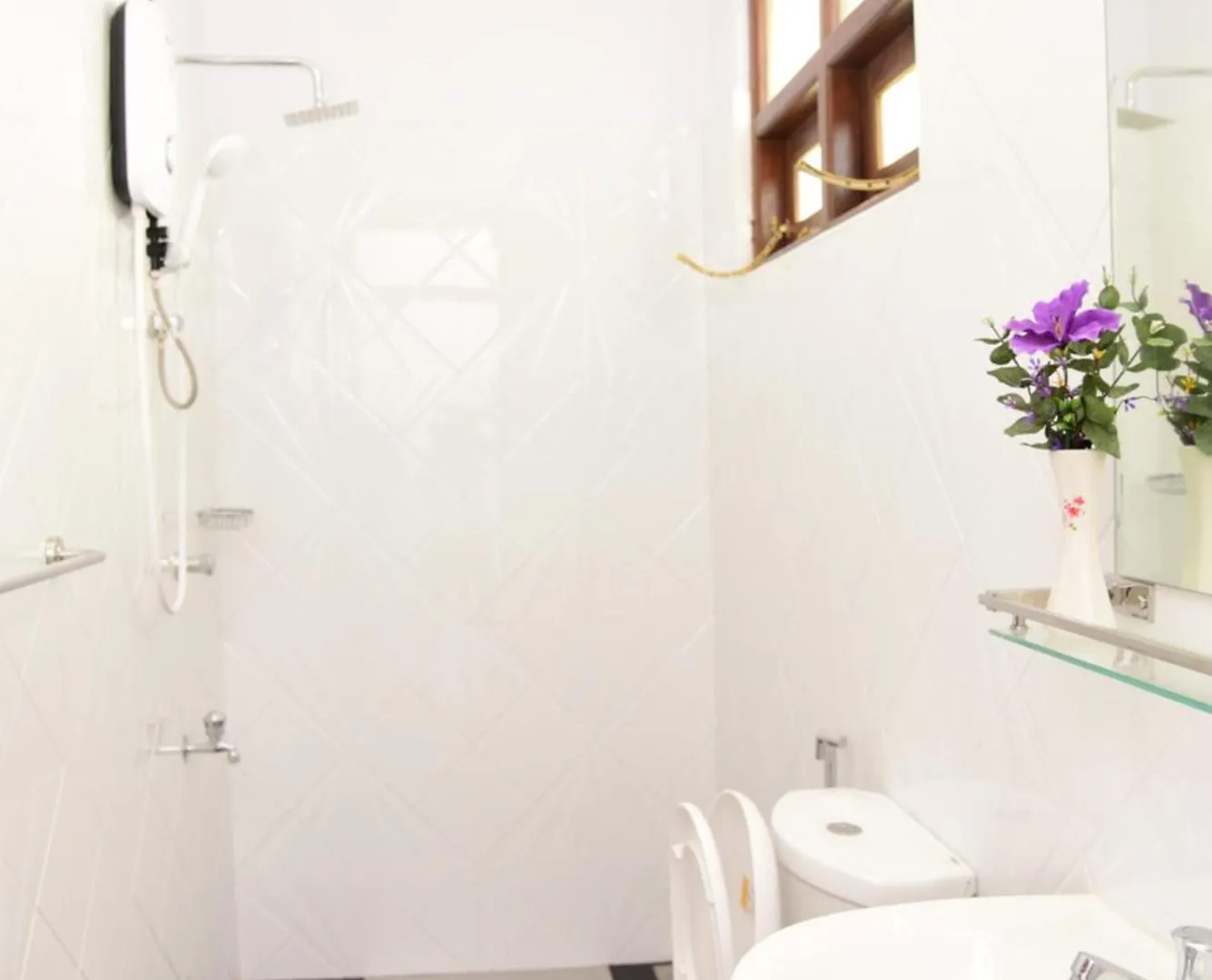 Saru Holiday Apartment - Upto 6 Guests Kandy 0*,  Sri Lanka